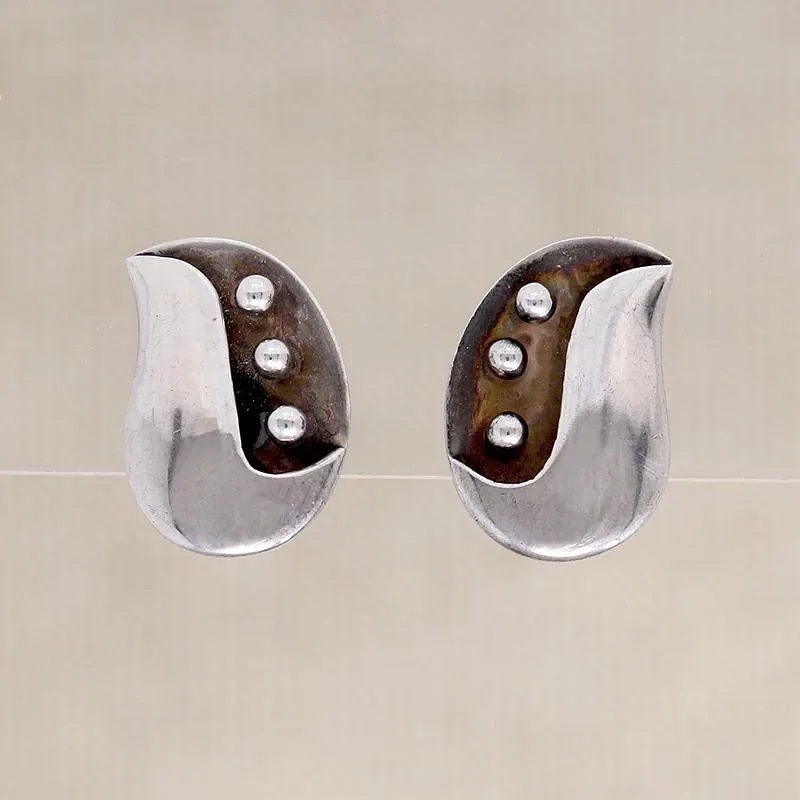 Adorable Pods Sterling Silver Brooch & Earring Set