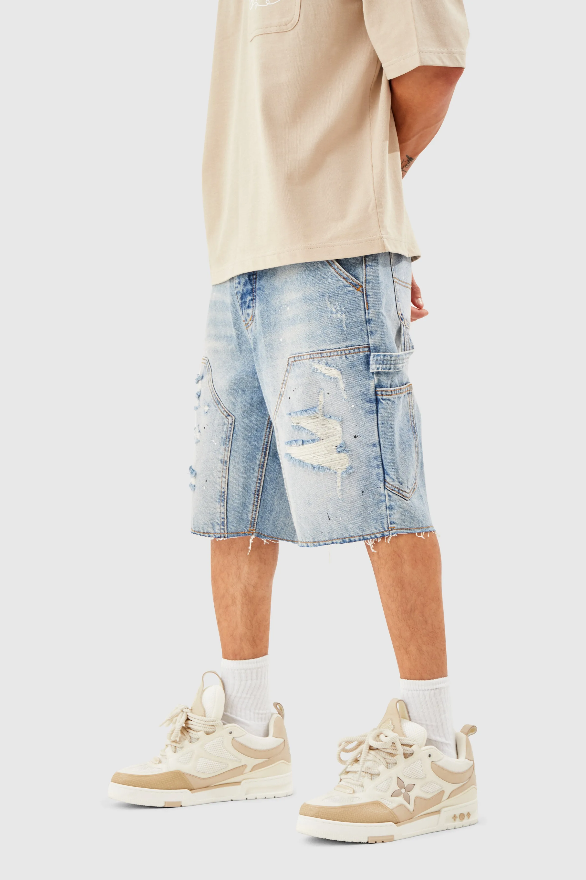 CARPENTER DISTRESSED DENIM SHORT - BLUE