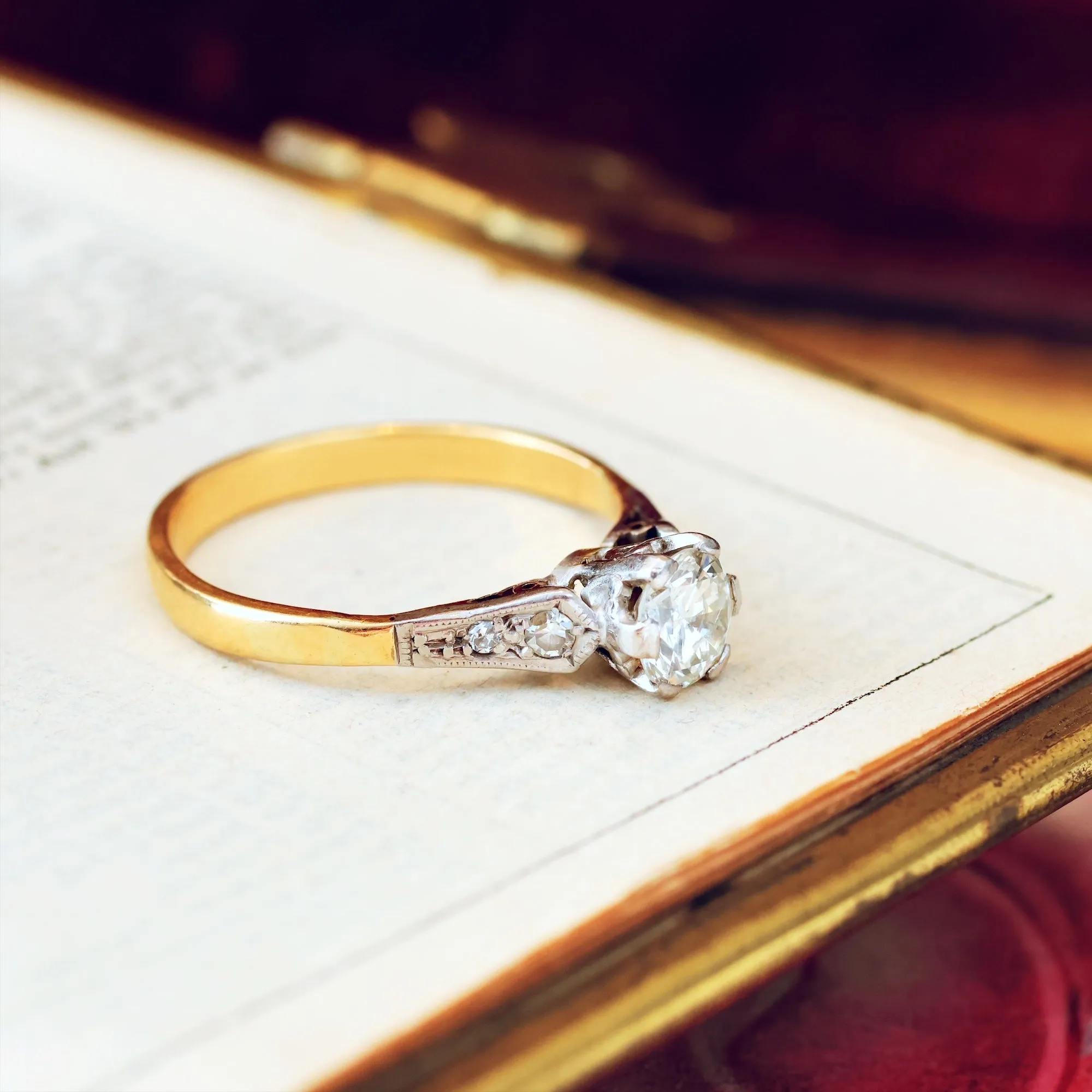 Classic Vintage Brilliant-Cut Diamond Engagement Ring