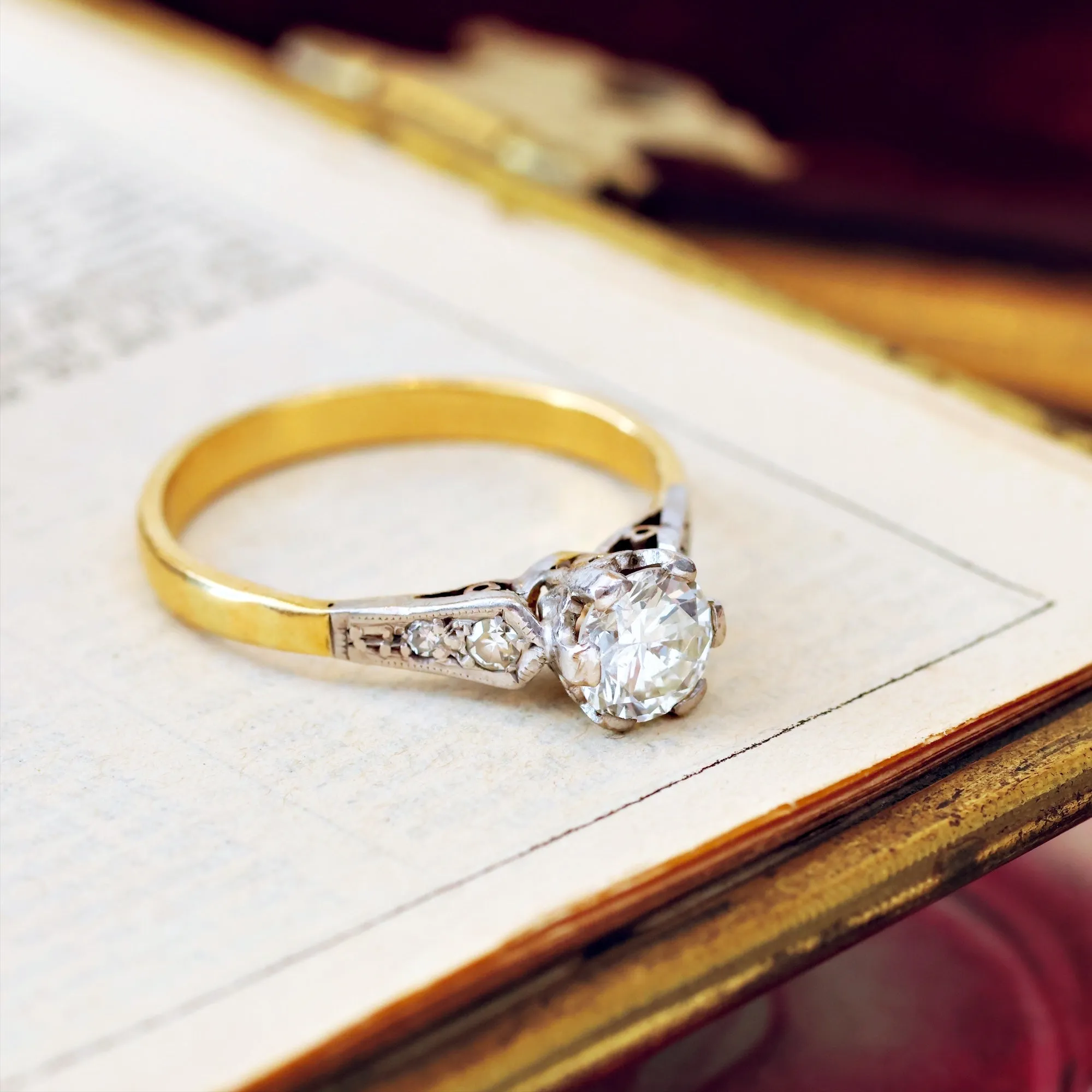 Classic Vintage Brilliant-Cut Diamond Engagement Ring