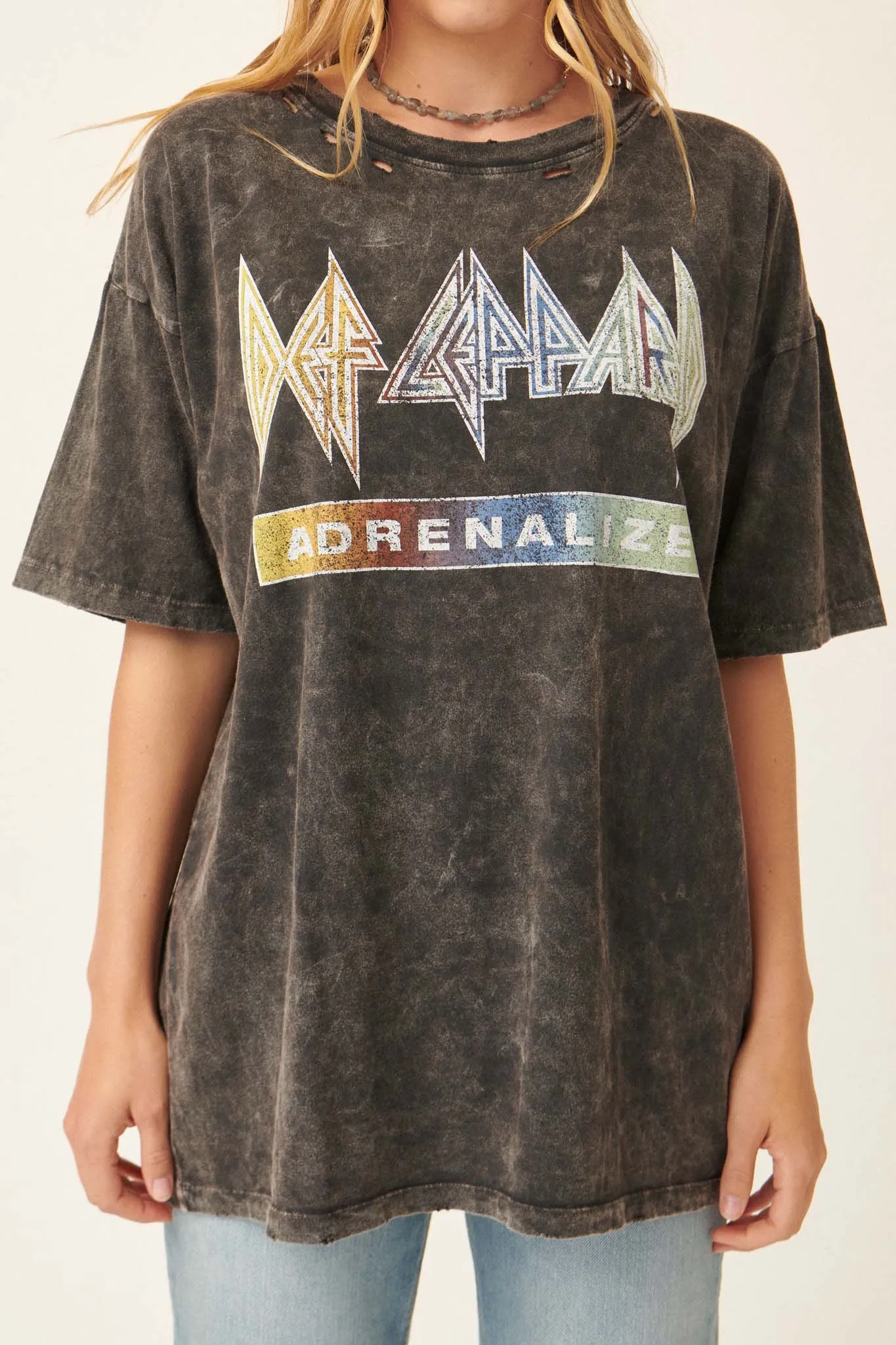 Def Leppard Adrenalize Distressed Graphic Tee