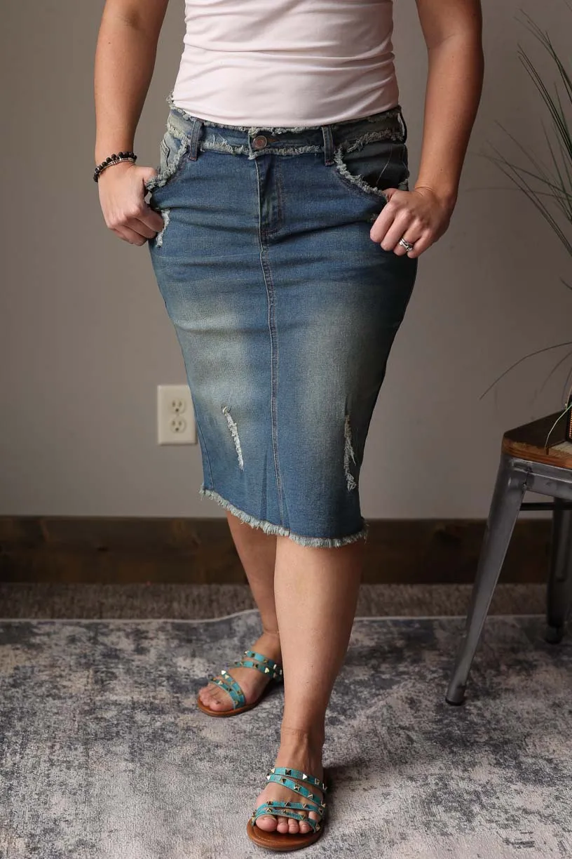 Distressed Fray Edge Hem Stretch Denim Skirt