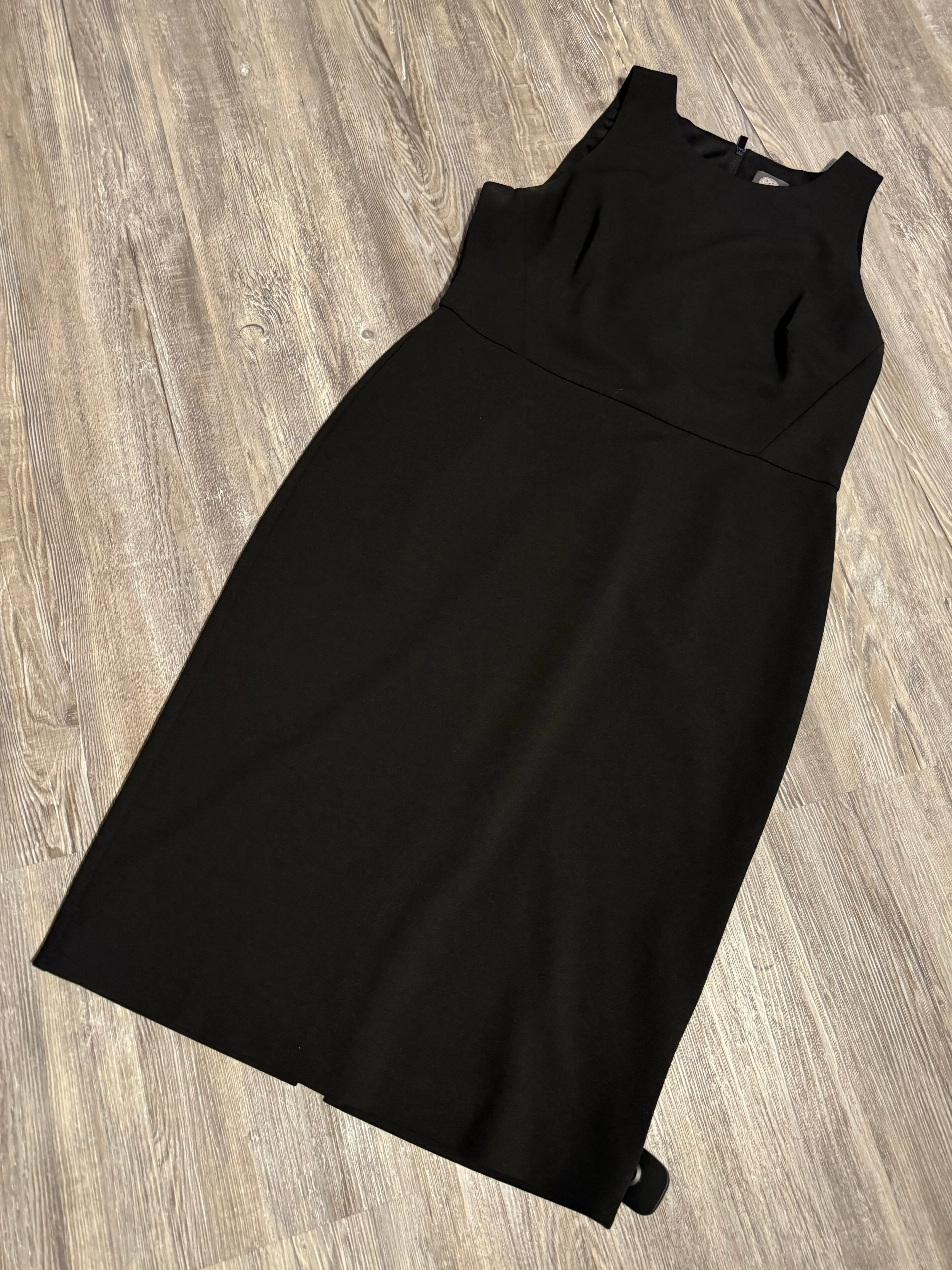 Dress Work By Vince Camuto  Size: L