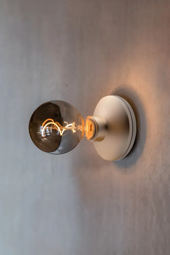 Humble - Wall Light Cable-Free Mood Lighting - Available in 2 Options