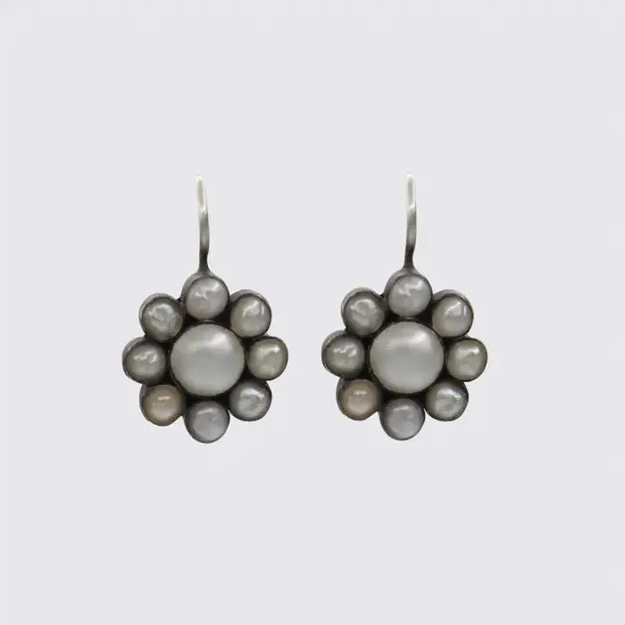 Jane Diaz | Pearl Flower Drop Earrings