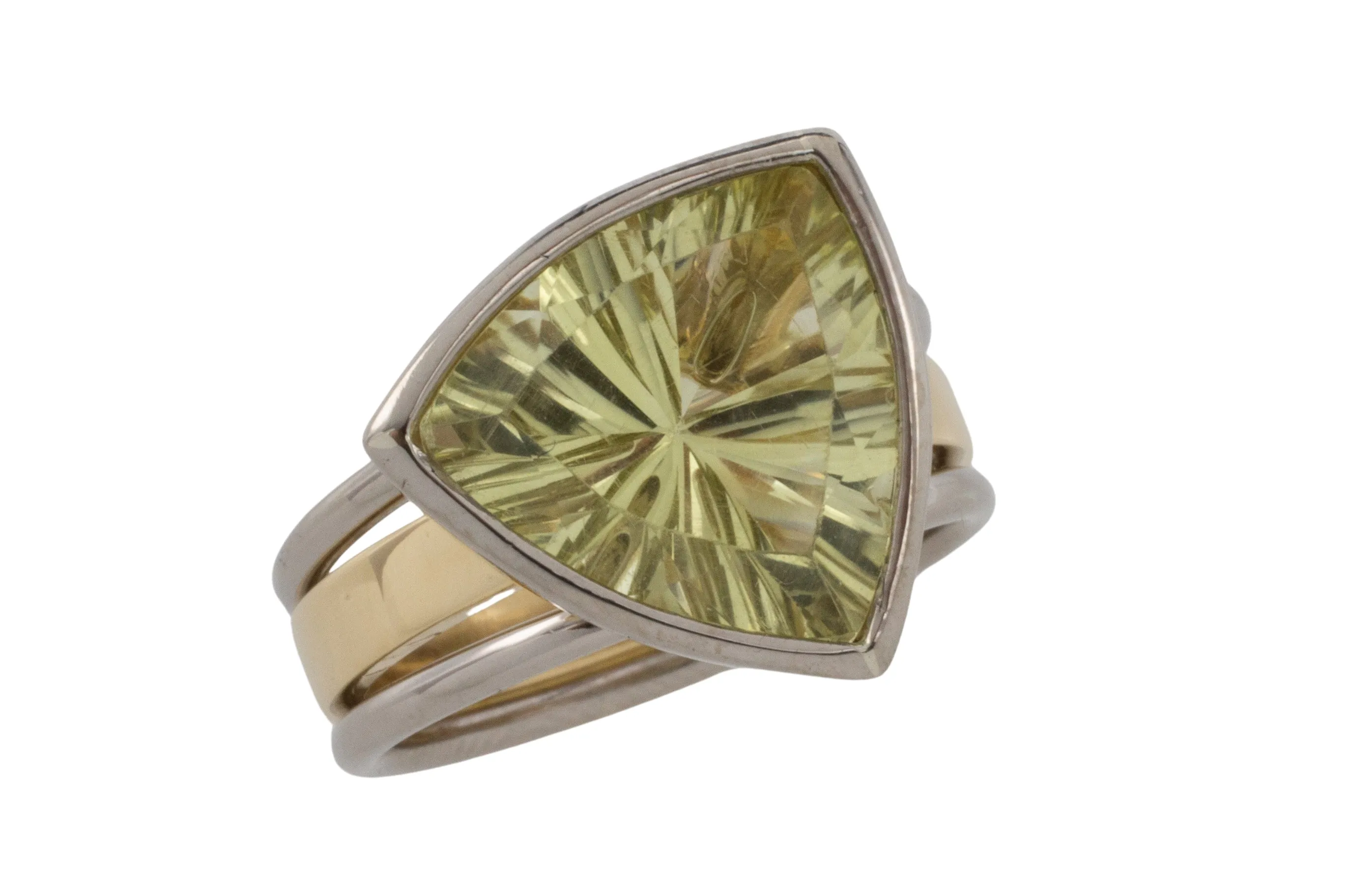 lemon quartz ring in white and yellow gold