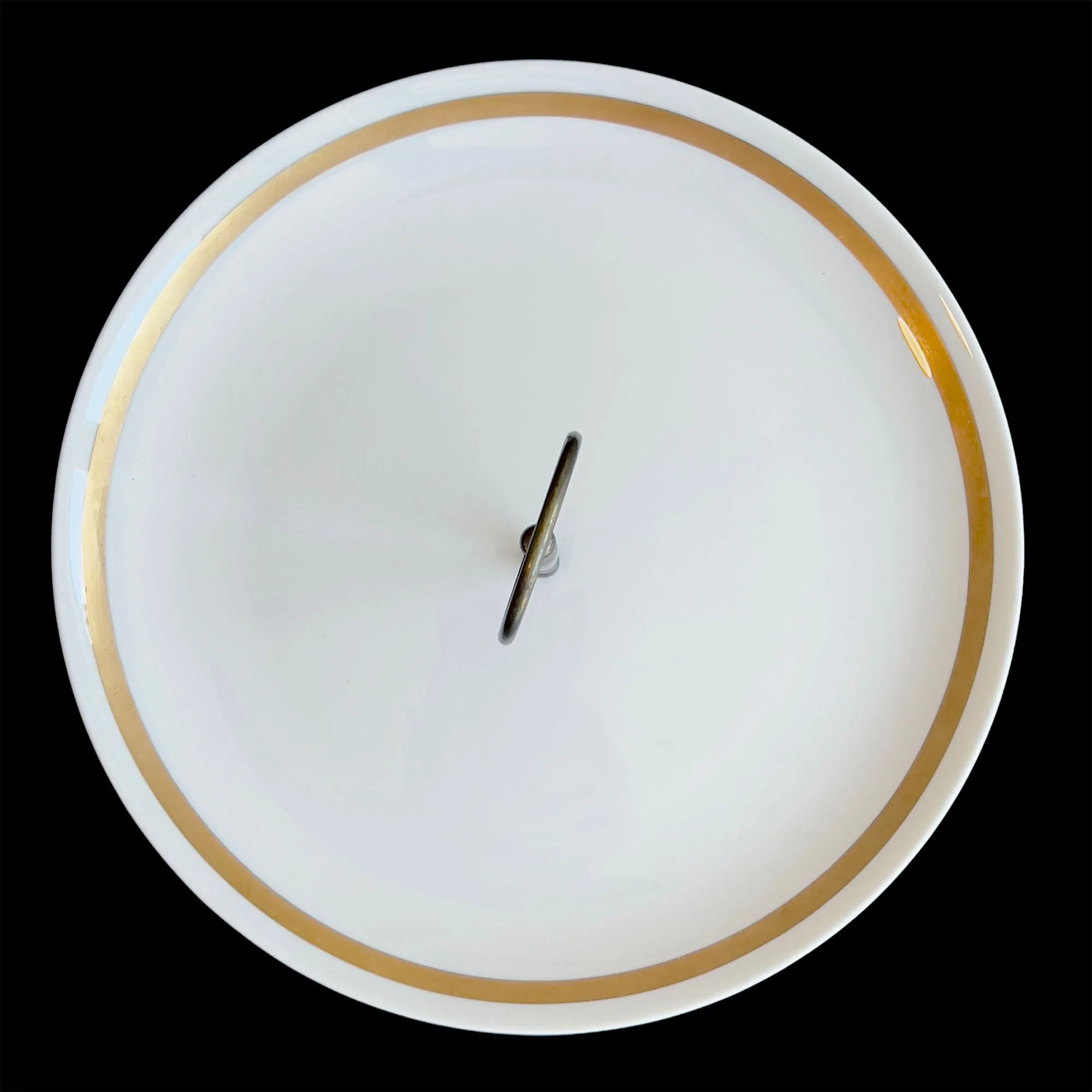 Royal Jackson Round White China Serving Tray with Handle 10.25 in.