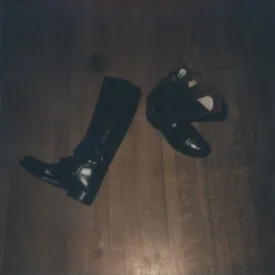 Stuart Sandford, Tom's Boots (2014)